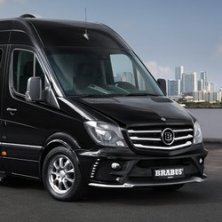 Luxus-szalonná alakított a Brabus tunning-csapat egy Mercedes Sprintert