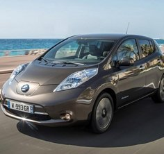 Új akksival érkezik az új Nissan Leaf