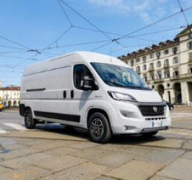 Villanytestvért kapott a Fiat Ducato